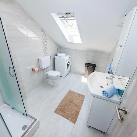 Iva Apartment *