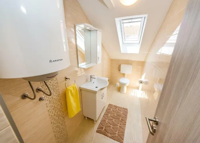 דירה Iva זאדאר